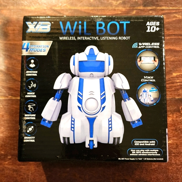 NEW WiL BOT Wireless Interactive Listening Robot - Picture 1 of 7